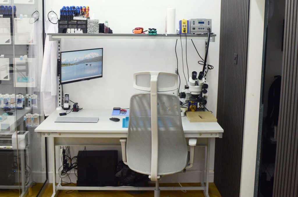Computer Repair Area