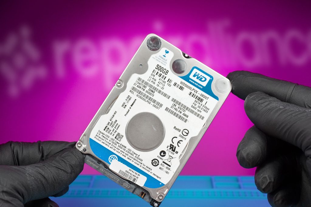 Old hard drive being replaced in perth road, dundee store