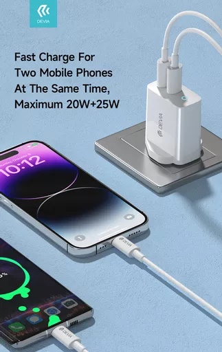 Devia - 45w gan dual usb-c 3-pin uk charging plug & 1. 5m usb-c to usb-c cable - white - image 4