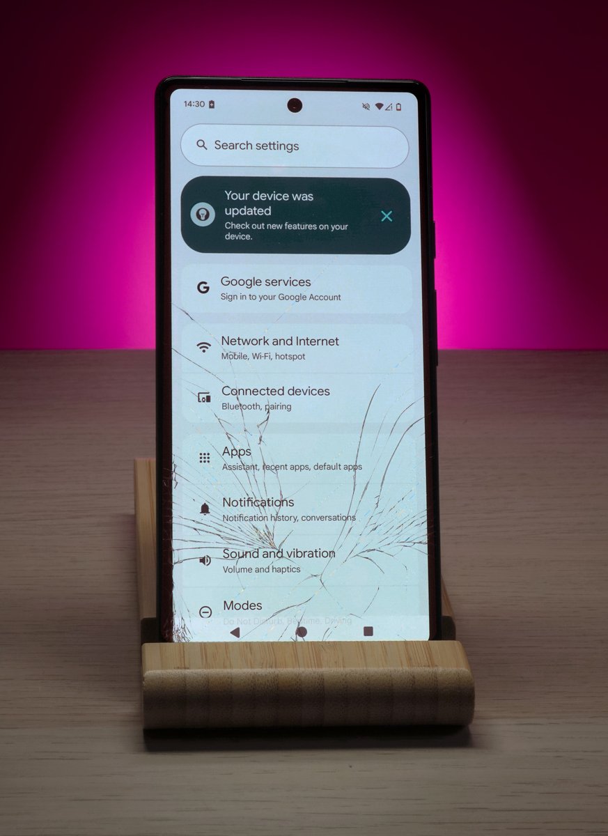 Google pixel with cracked screen at repair alliance dundee