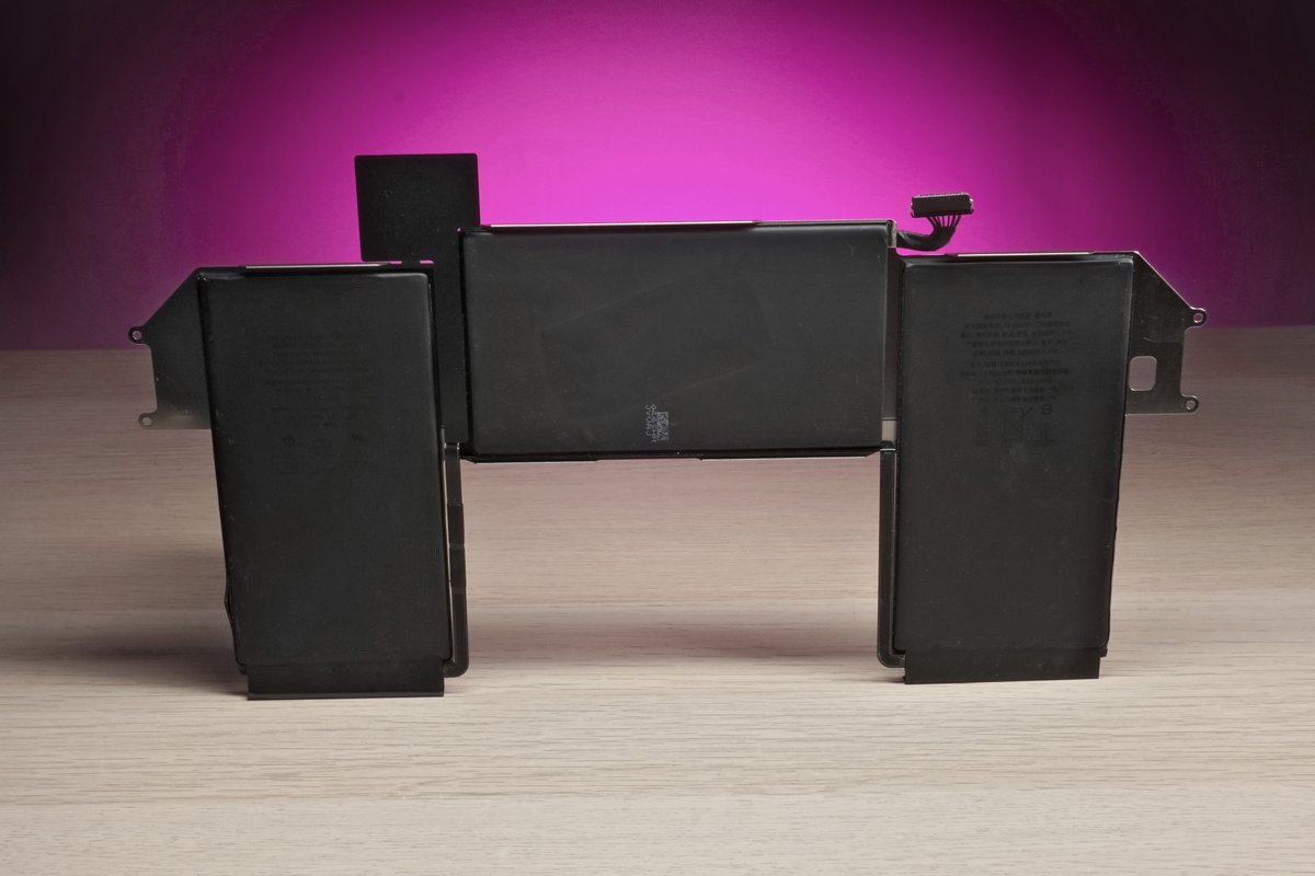 Macbook pro battery removed during replacement at repair alliance dundee